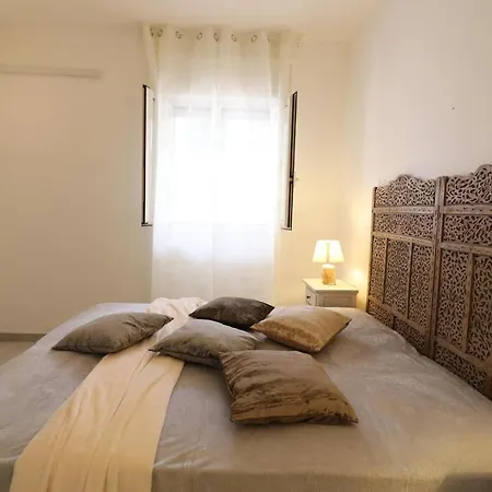 Holiday home Casa Nero D Avola A